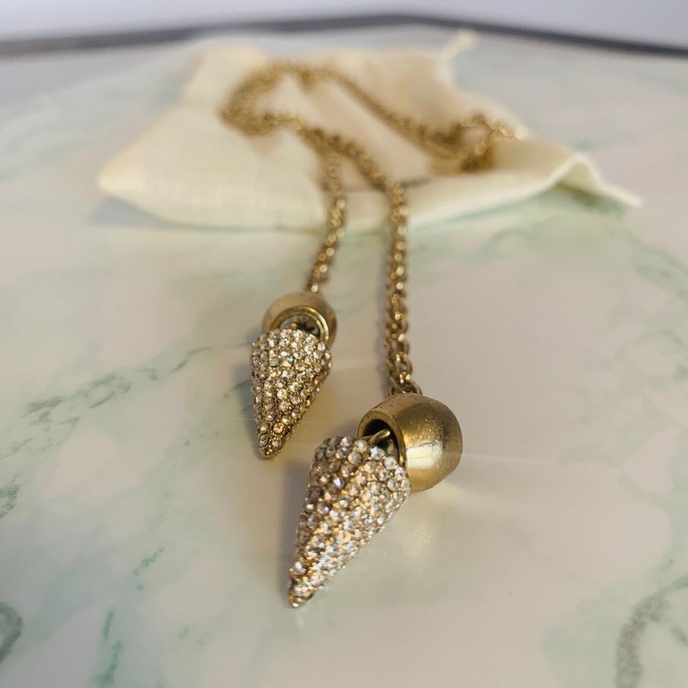 Long necklace